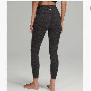 Lululemon Wunder Under 25” Luon Knit Heather Black Size 2